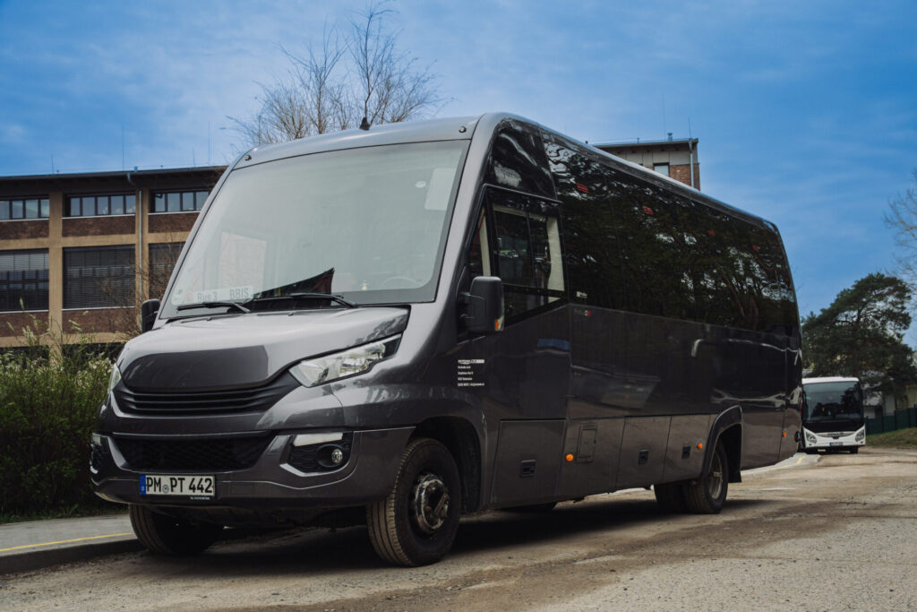 Kleinbus in Potsdam mieten